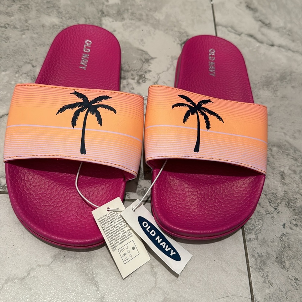 Old Navy Girls slides